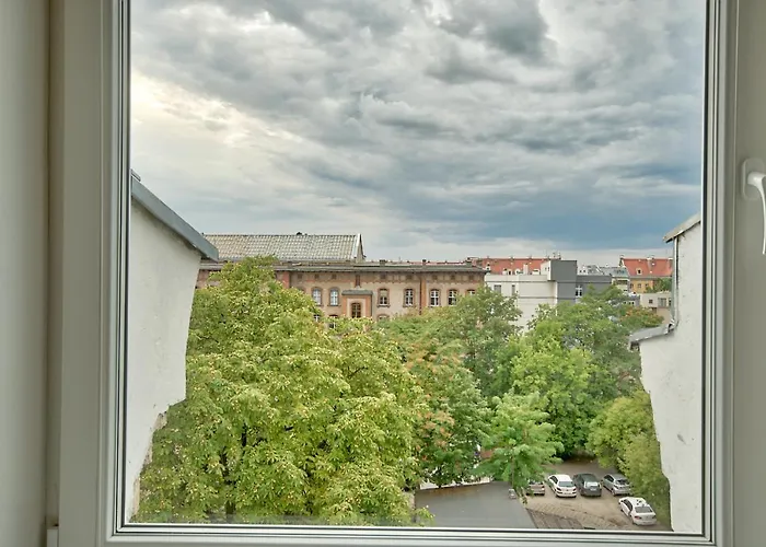 Stawowa Standard By Bookinghost Wrocław